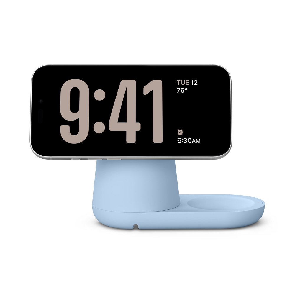 Belkin UltraCharge Pro 3-in-1 Magnetic Charging Dock - Image 2