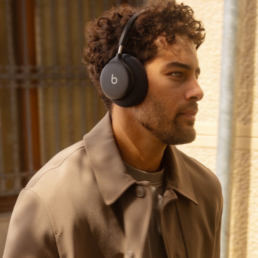 Beats 360 Over-Ear Noise Cancelling Headphones - Black - Image 4